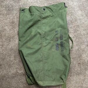 Military Duffel Bag USGI OD Green Nylon Carry Straps Army Duffel military